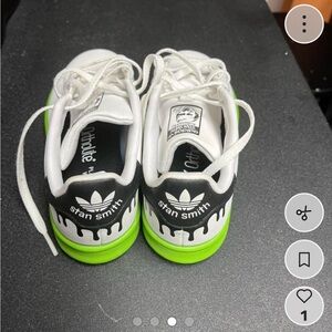 Adidas Kids Sneakers White with Neon Green Trim. Paint drip !